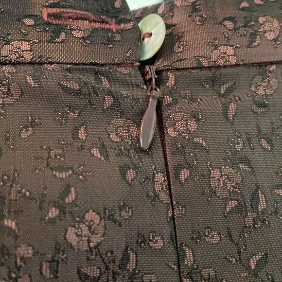 SOLE floral silk Pencil skirt with velvet accent - Size 6 - Picture 6 of 7